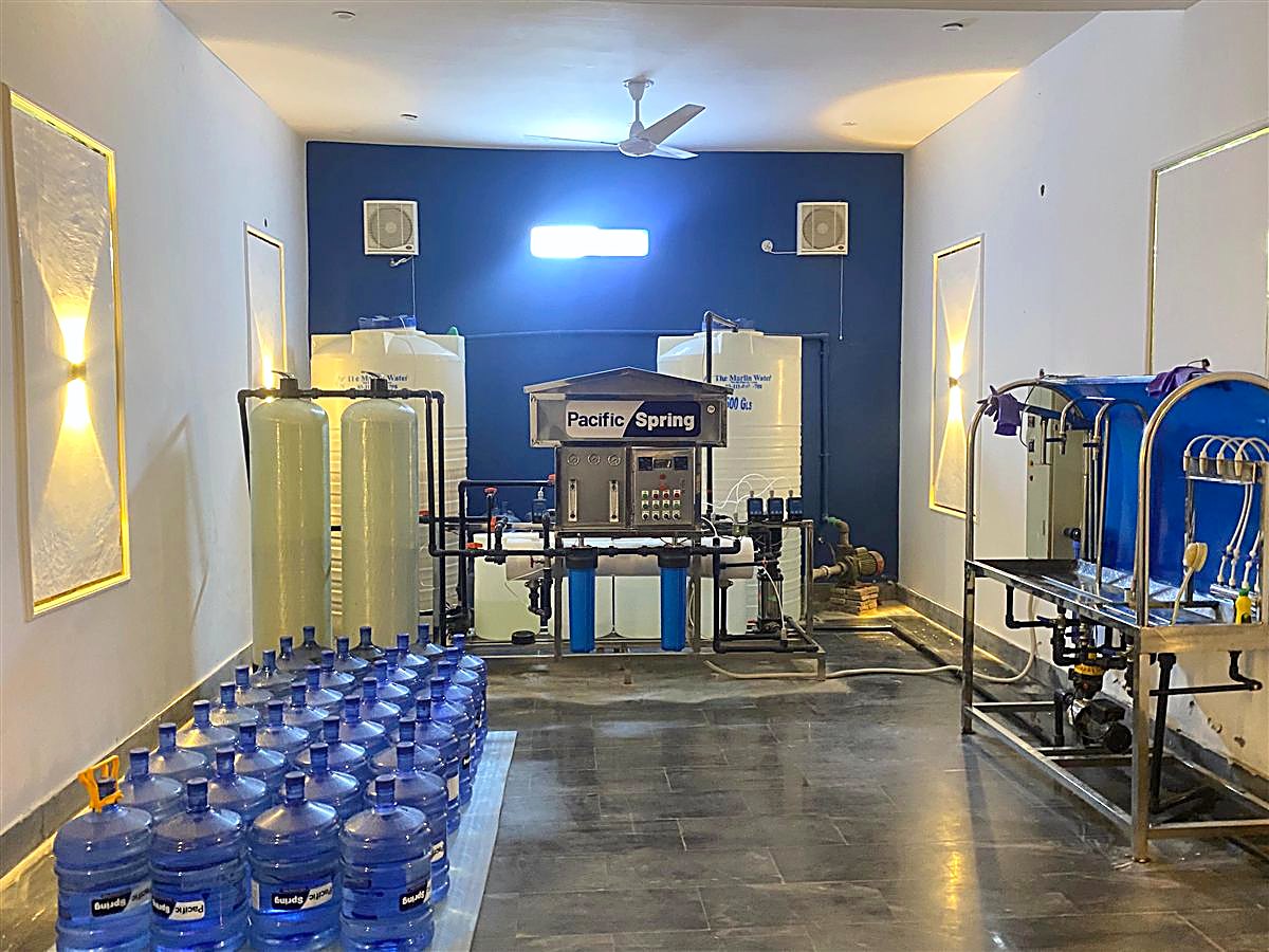 Pacific Spring RO plant - purification line